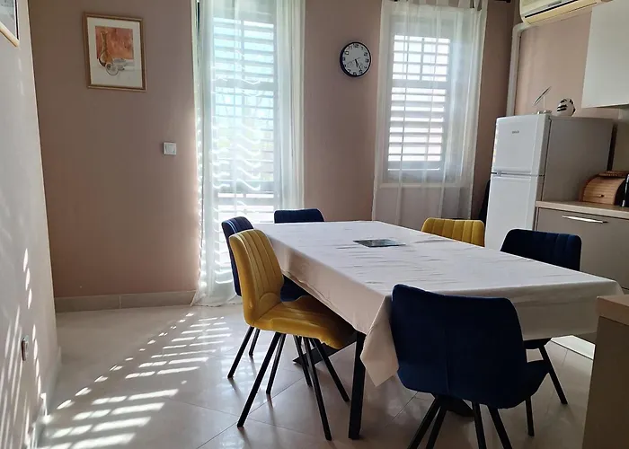 Cozy Condo Rovinj